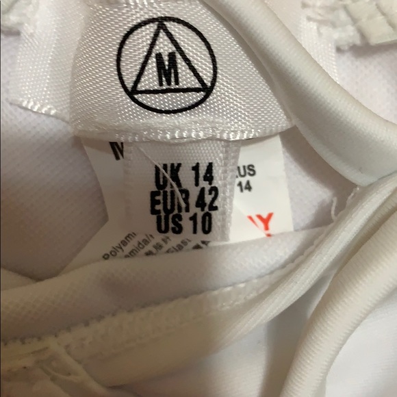 Missguided white bikini set - Picture 5 of 11